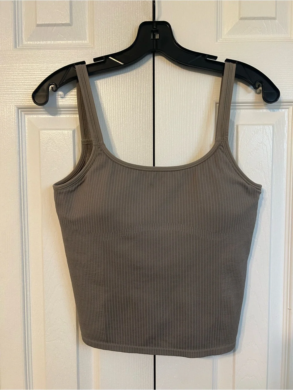lululemon athletica Ebb to Street Scoop-Neck Cropped Tank - Picture 3 of 4